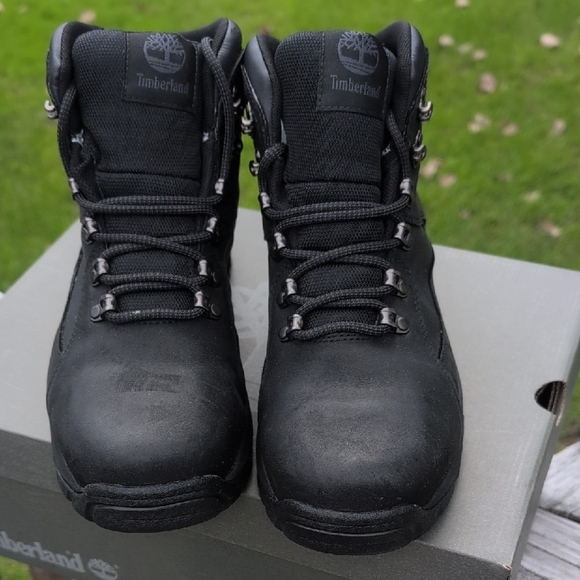 Timberland Men's Dark Gray Boots - Picture 4 of 9